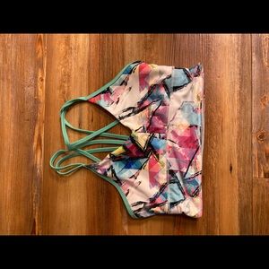 Born primitive sports bra size small